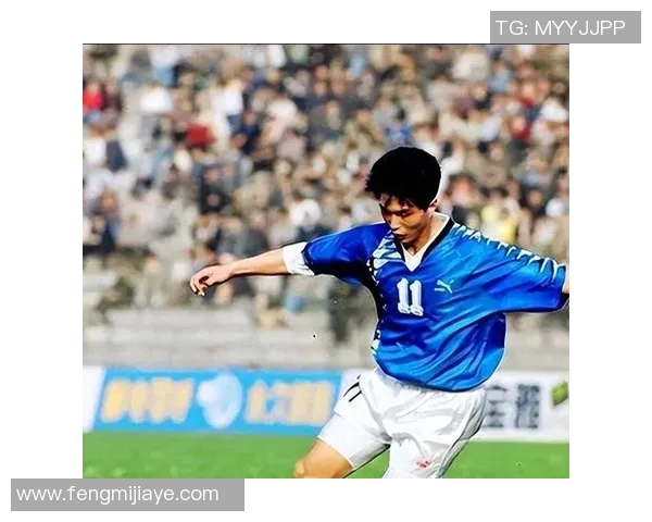 三大男神足球明星的魅力与成就解析让我们一起领略他们的精彩人生